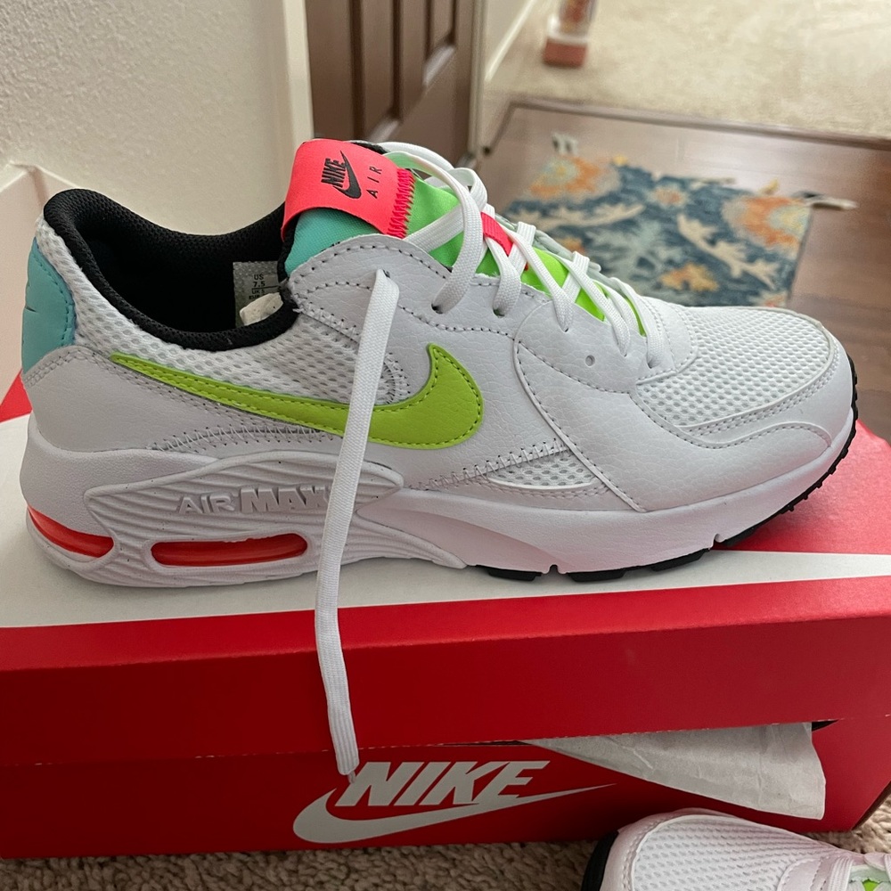 Women’s Nike Air Max Excee